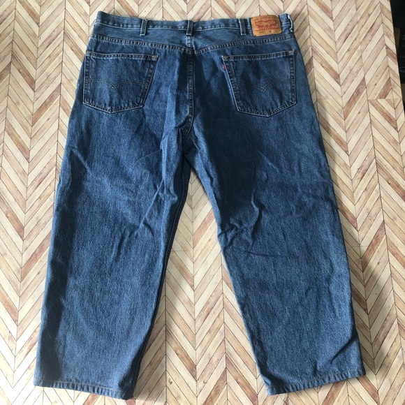 Men’s Levi Strauss 550 Denim Jeans W46 L29. Two Rip Lines Down Leg From Snag. - Picture 6 of 9